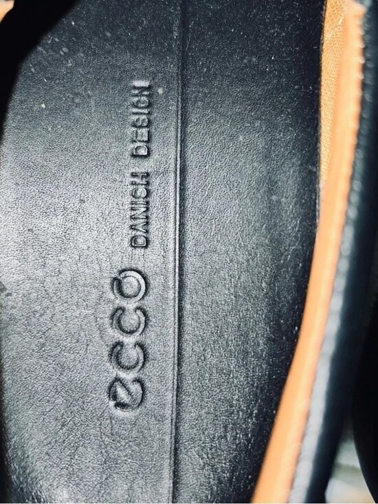 ECCO Black Leather Slip On Comfort Loafers - Men’s Size 41 main image 7